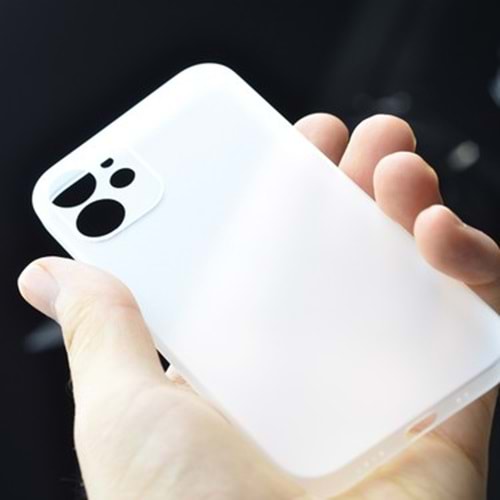 Keephone Apple iPhone 12Pro Max (6.7'') Silikon Kılıf - Beyaz-