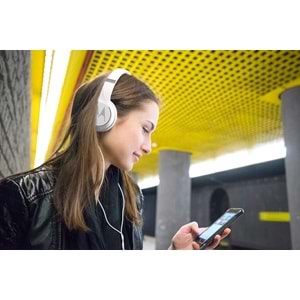 MOTOROLA PULSE 120 BASS KABLOLU KULAKÜSTÜ KULAKLIK - BEYAZ